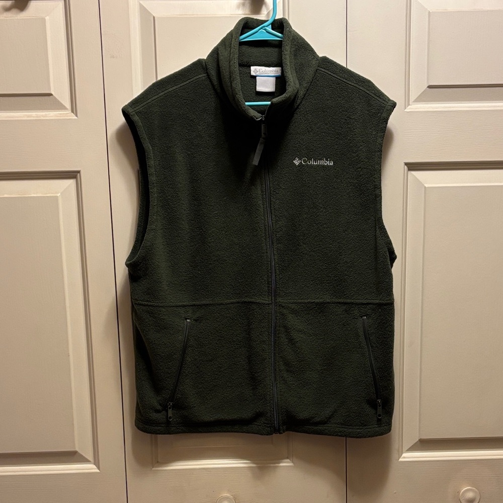 Columbia Dark Green Fleece Vest size large
